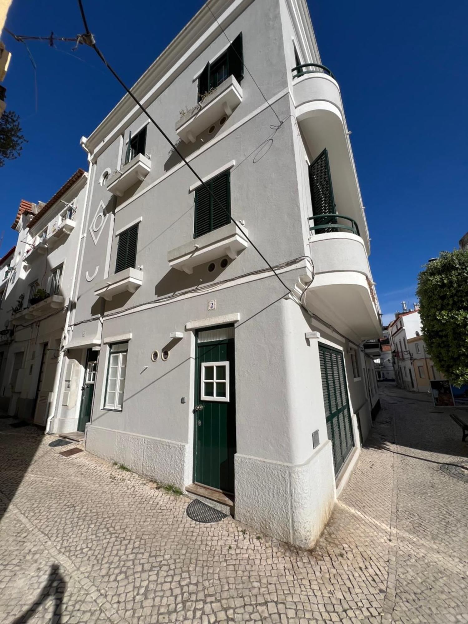 Casa Do Largo Apartment Nazare Luaran gambar